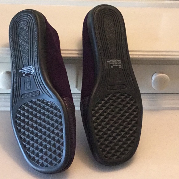 - Flats - Picture 3 of 3